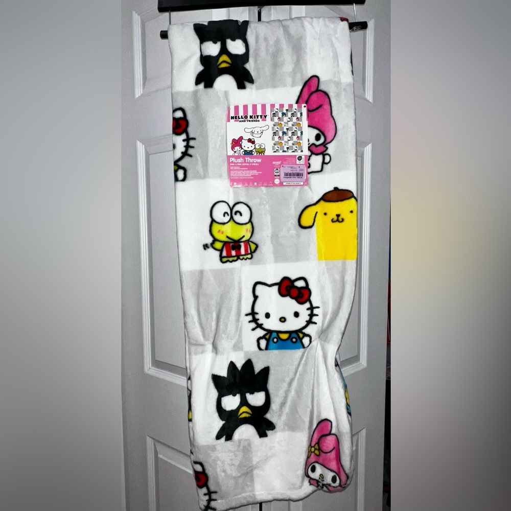 Hello Kitty Badtz Maru & friends Blanket